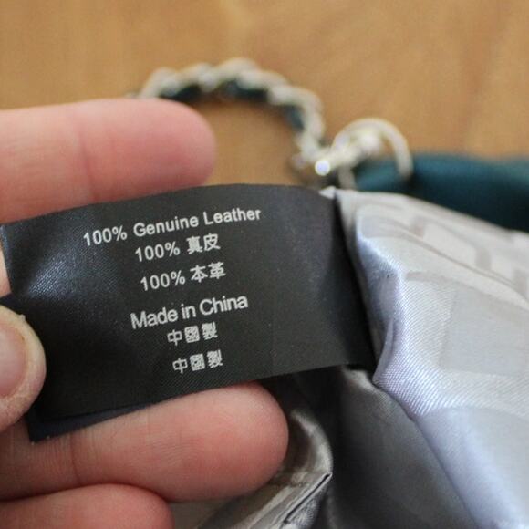 Kinta Leather Fold Over Green Shoulder Bag Purse Chain Gold Strap - Picture 7 of 10